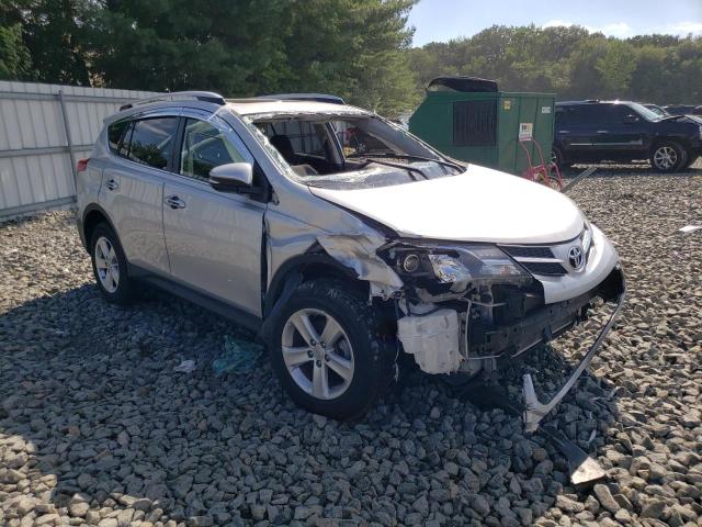 Photo 3 VIN: JTMRFREV1D5000323 - TOYOTA RAV4 XLE 