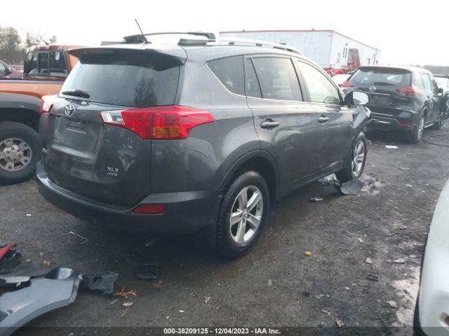 Photo 3 VIN: JTMRFREV1D5013069 - TOYOTA RAV4 