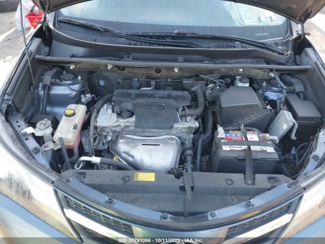 Photo 9 VIN: JTMRFREV1D5016215 - TOYOTA RAV4 