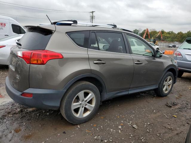 Photo 2 VIN: JTMRFREV1DD012560 - TOYOTA RAV4 XLE 