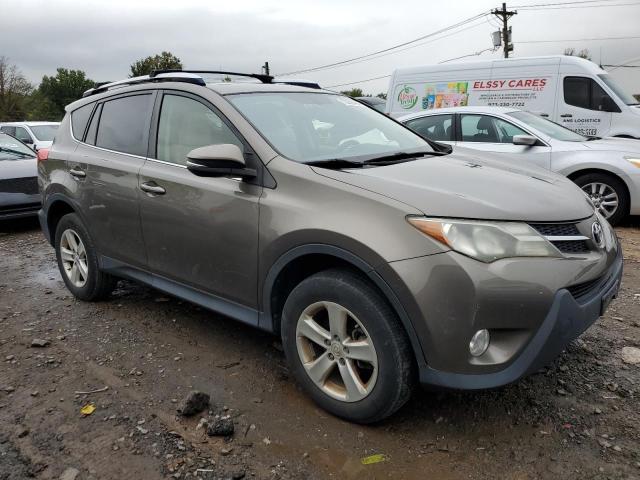 Photo 3 VIN: JTMRFREV1DD012560 - TOYOTA RAV4 XLE 