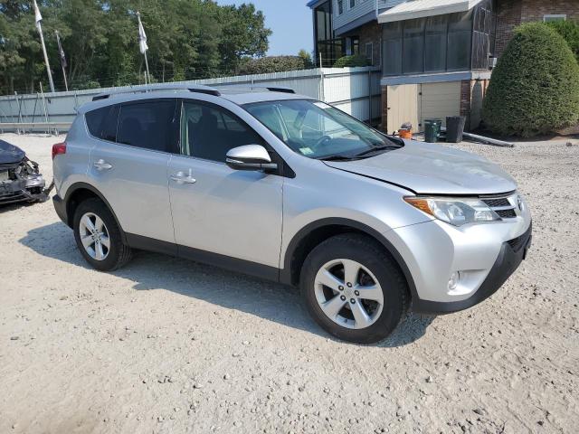 Photo 3 VIN: JTMRFREV1ED076048 - TOYOTA RAV4 XLE 