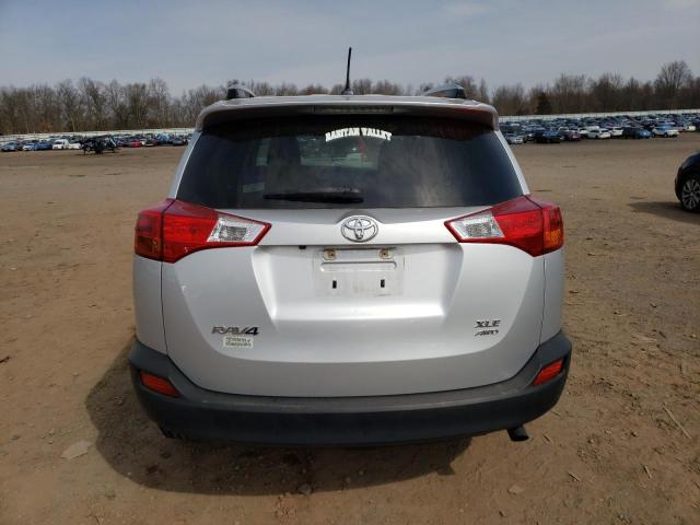 Photo 5 VIN: JTMRFREV1FD123127 - TOYOTA RAV4 XLE 