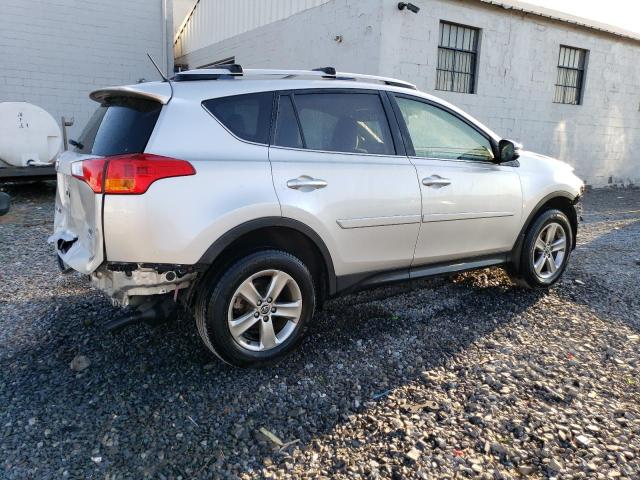 Photo 2 VIN: JTMRFREV1FJ046020 - TOYOTA RAV4 XLE 