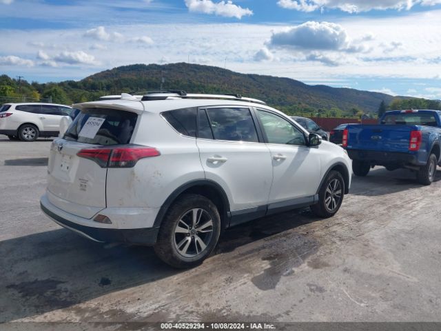 Photo 3 VIN: JTMRFREV1GD180963 - TOYOTA RAV4 