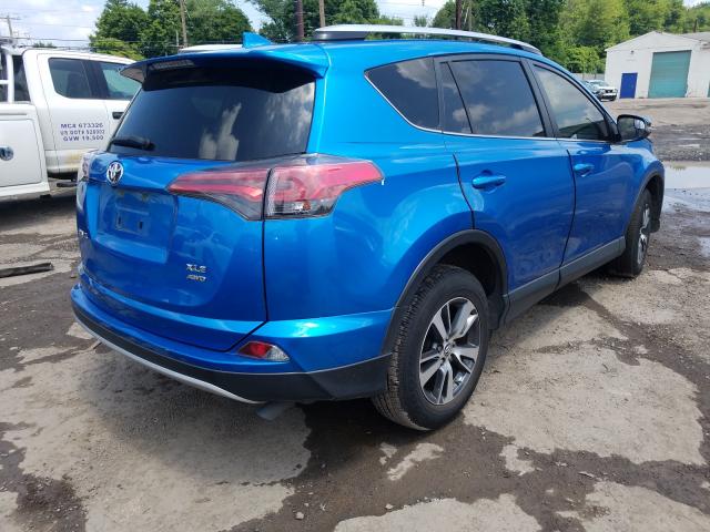 Photo 3 VIN: JTMRFREV1GJ078709 - TOYOTA RAV4 XLE 