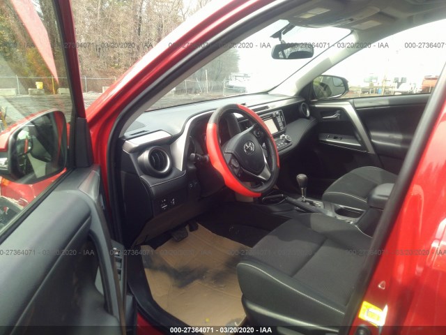 Photo 4 VIN: JTMRFREV1GJ081075 - TOYOTA RAV4 