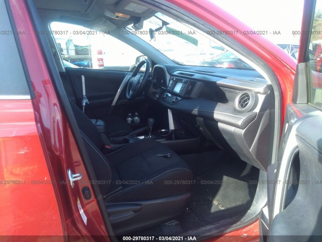 Photo 4 VIN: JTMRFREV1GJ082212 - TOYOTA RAV4 