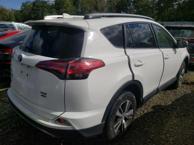 Photo 3 VIN: JTMRFREV1HD204552 - TOYOTA RAV4 XLE 