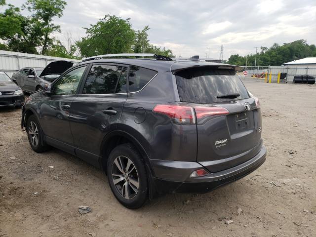 Photo 2 VIN: JTMRFREV1HD210285 - TOYOTA RAV4 XLE 