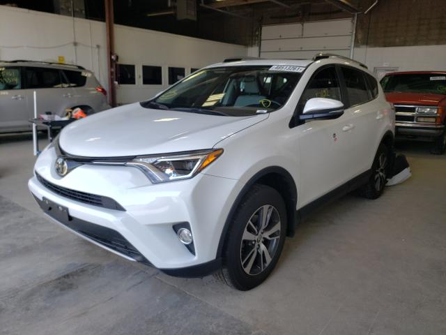 Photo 1 VIN: JTMRFREV1HD217155 - TOYOTA RAV4 XLE 