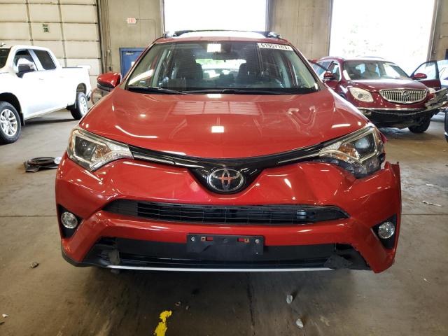 Photo 4 VIN: JTMRFREV1HJ113086 - TOYOTA RAV4 XLE 