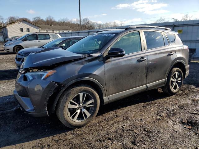 Photo 0 VIN: JTMRFREV1HJ137842 - TOYOTA RAV4 