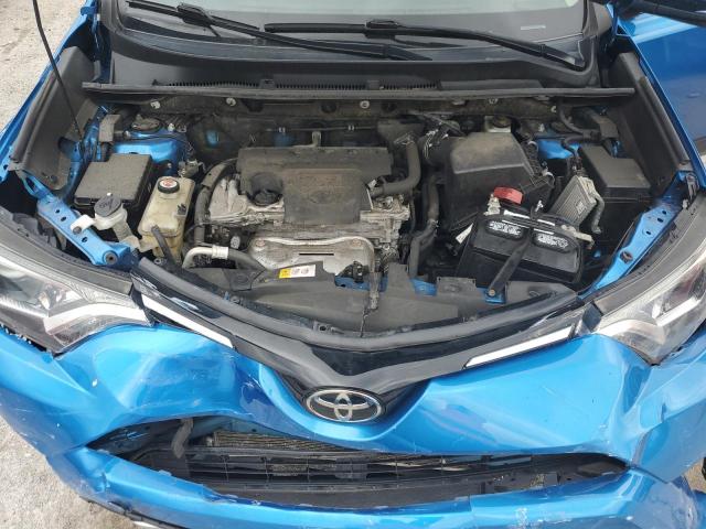 Photo 11 VIN: JTMRFREV1HJ164054 - TOYOTA RAV4 XLE 