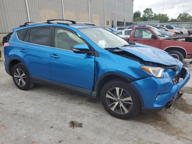 Photo 3 VIN: JTMRFREV1HJ164054 - TOYOTA RAV4 XLE 