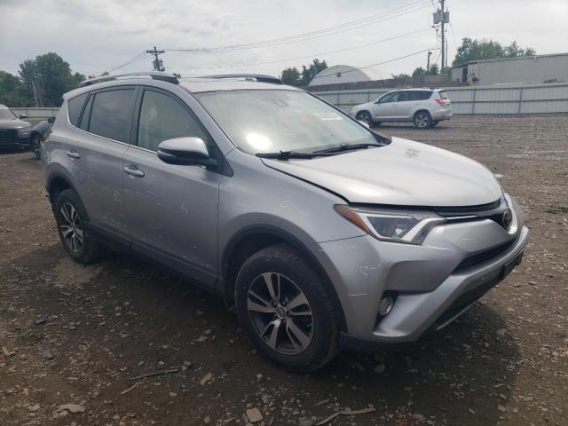 Photo 3 VIN: JTMRFREV1JD226833 - TOYOTA RAV4 