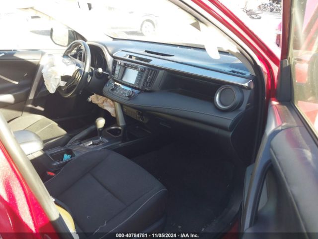 Photo 4 VIN: JTMRFREV1JD255457 - TOYOTA RAV4 