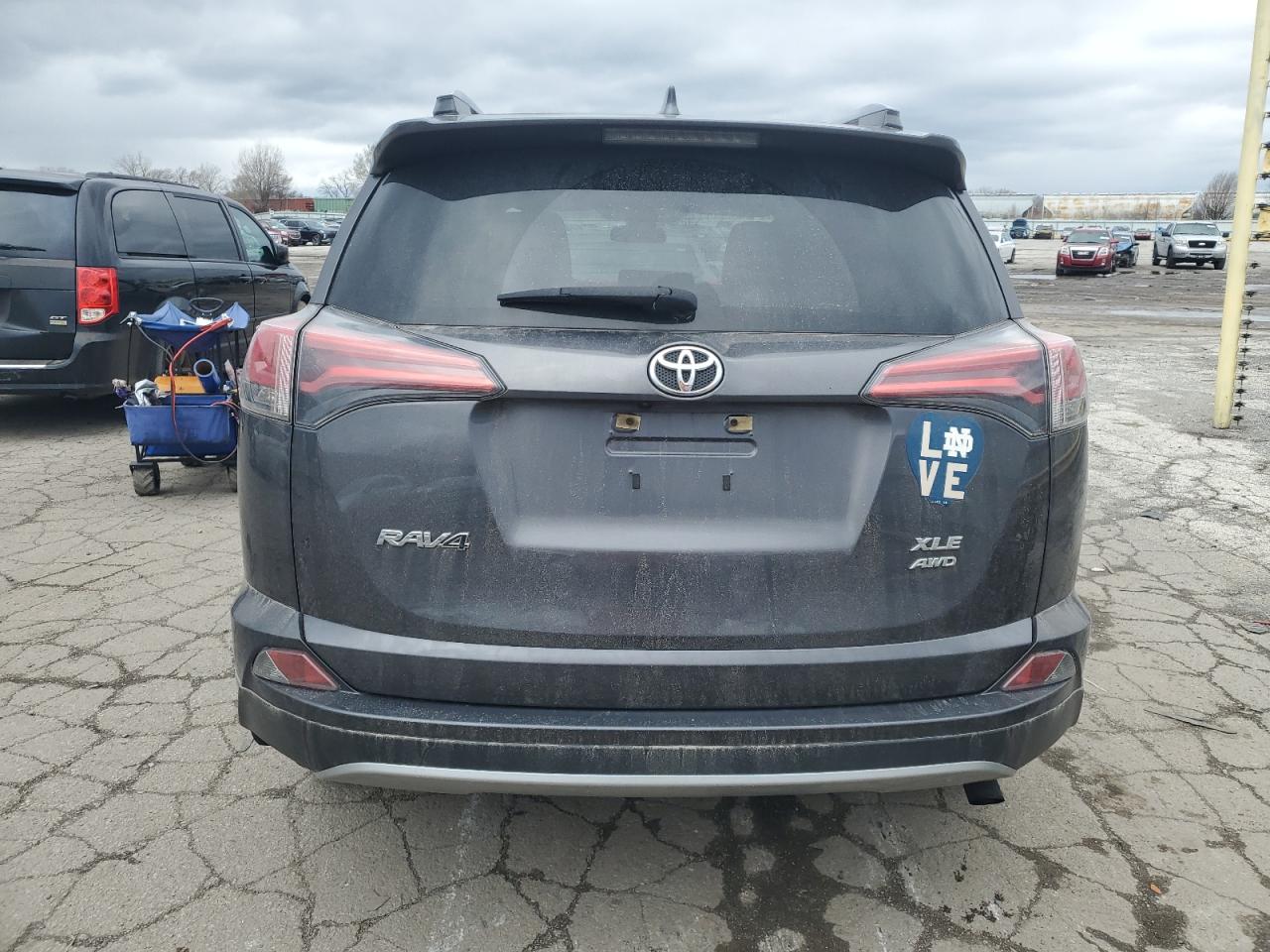 Photo 5 VIN: JTMRFREV1JJ230835 - TOYOTA RAV 4 