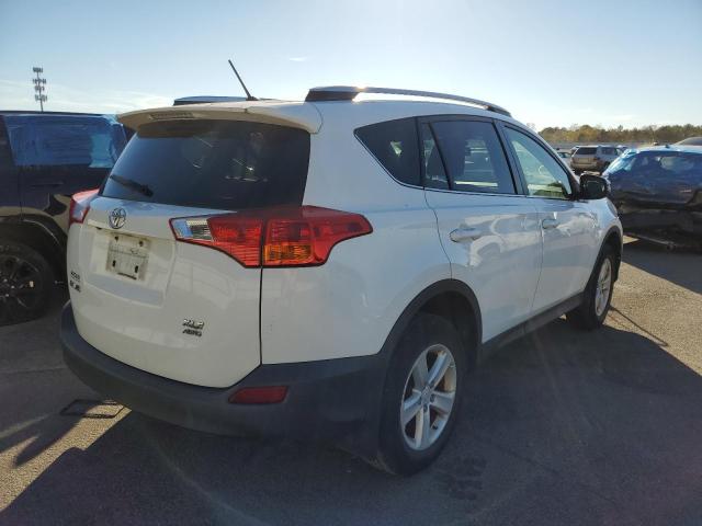 Photo 3 VIN: JTMRFREV2DD046006 - TOYOTA RAV4 XLE 