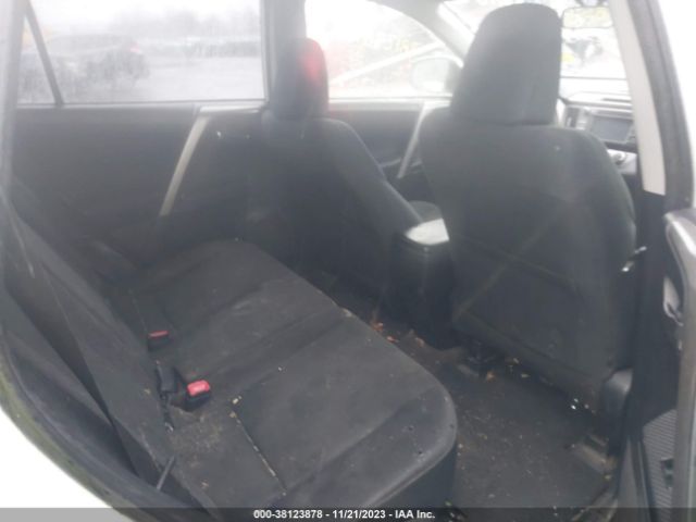 Photo 7 VIN: JTMRFREV2EJ010805 - TOYOTA RAV4 