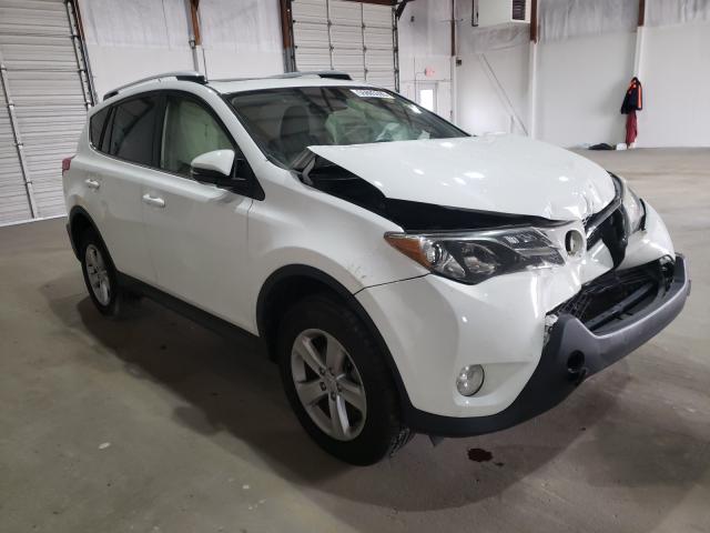 Photo 0 VIN: JTMRFREV2EJ011033 - TOYOTA RAV4 XLE 