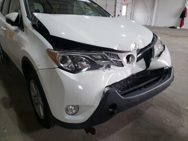 Photo 8 VIN: JTMRFREV2EJ011033 - TOYOTA RAV4 XLE 