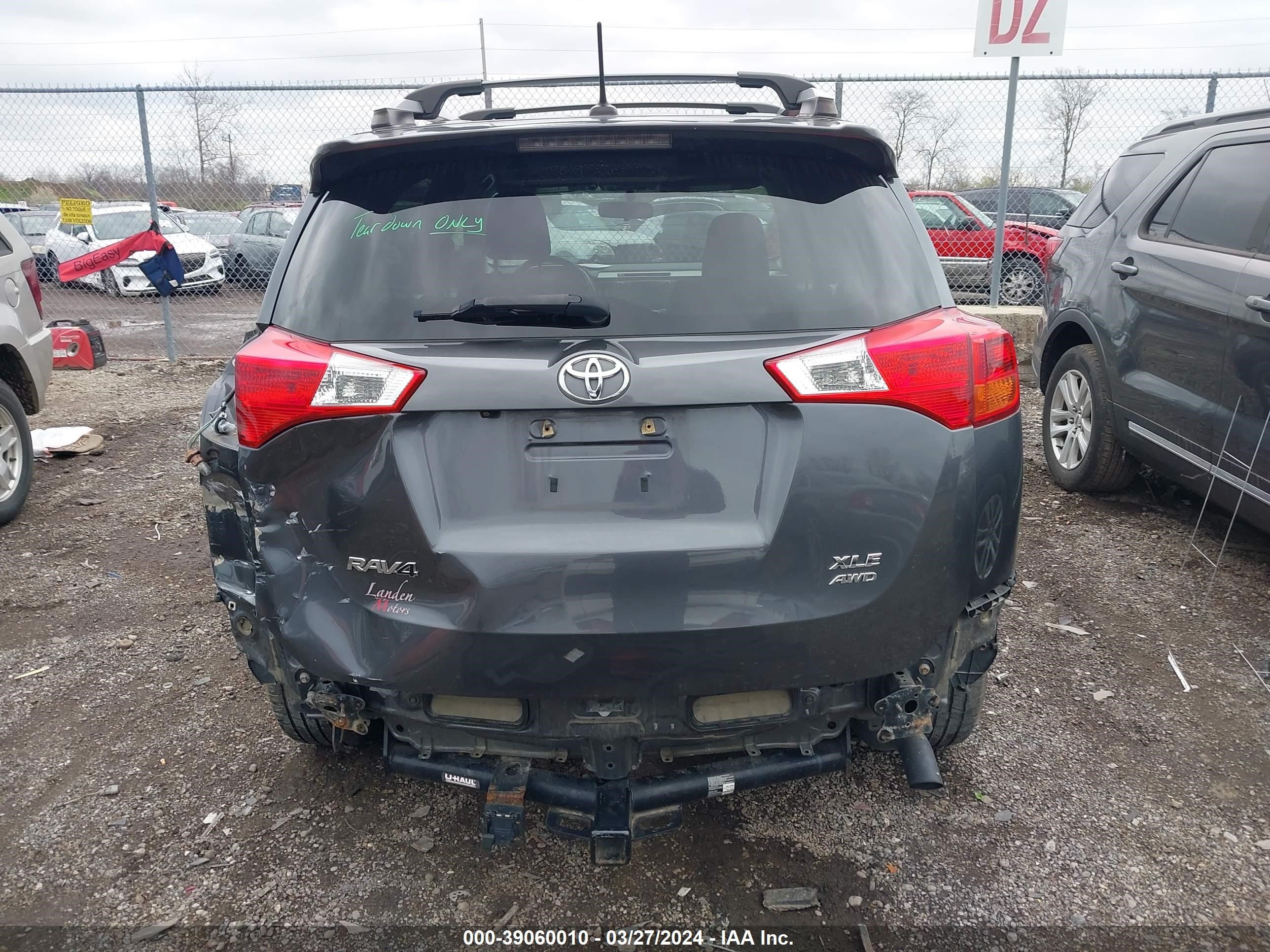 Photo 16 VIN: JTMRFREV2FD132760 - TOYOTA RAV 4 