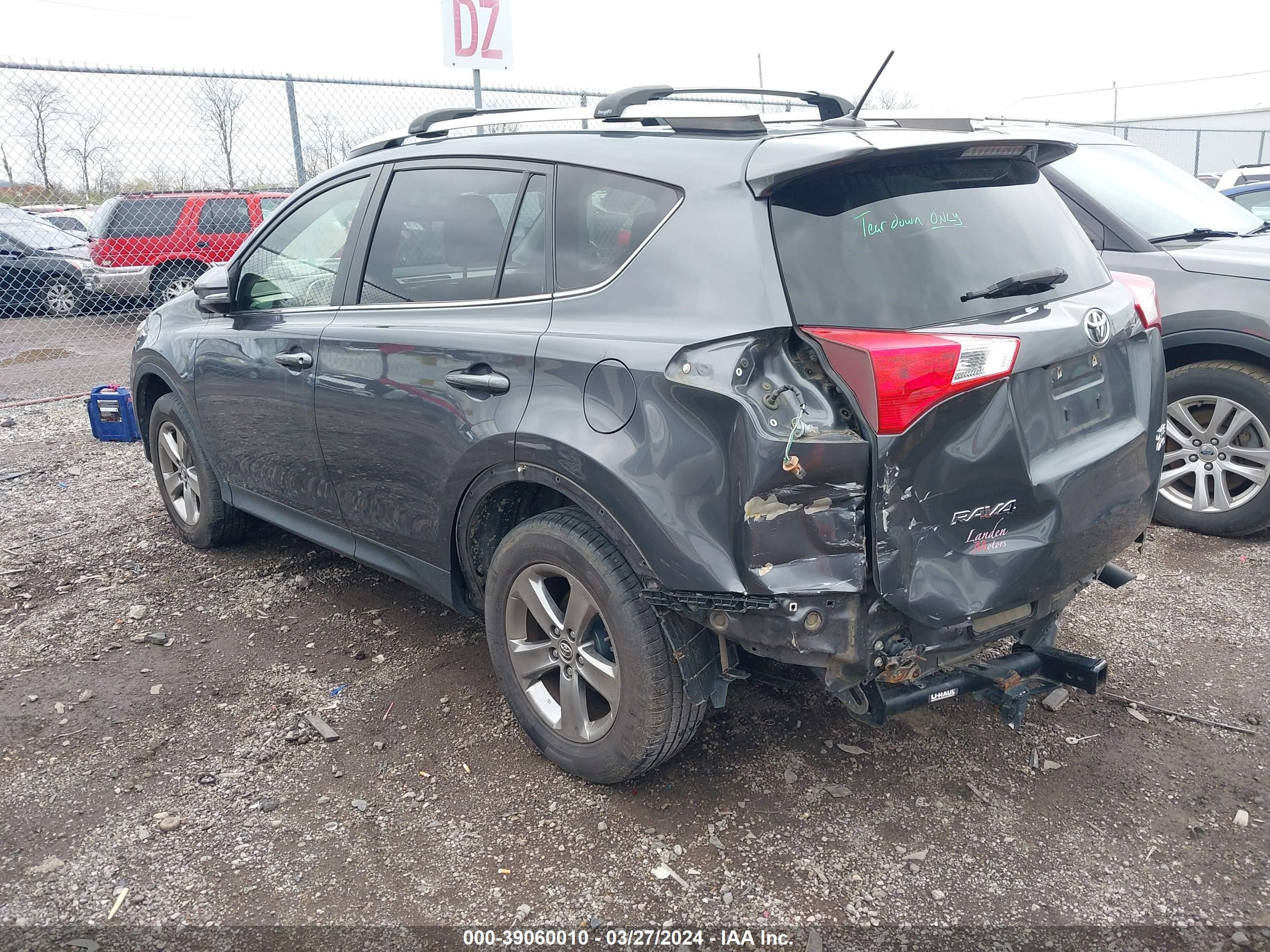 Photo 2 VIN: JTMRFREV2FD132760 - TOYOTA RAV 4 