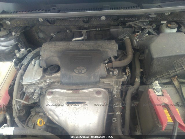 Photo 9 VIN: JTMRFREV2FD163829 - TOYOTA RAV4 