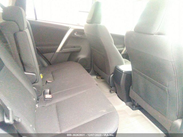 Photo 7 VIN: JTMRFREV2FD172482 - TOYOTA RAV4 