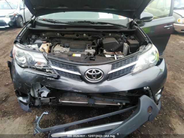 Photo 9 VIN: JTMRFREV2FD172482 - TOYOTA RAV4 