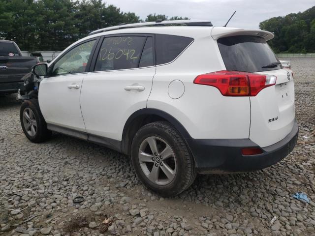 Photo 2 VIN: JTMRFREV2FJ021241 - TOYOTA RAV4 XLE 