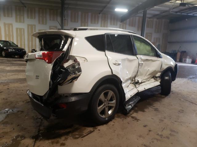 Photo 3 VIN: JTMRFREV2FJ037486 - TOYOTA RAV4 XLE 