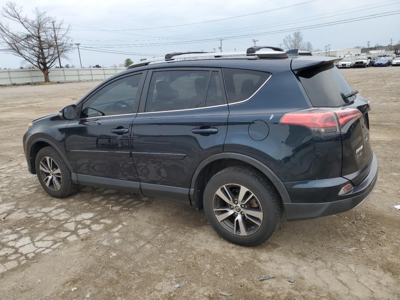 Photo 1 VIN: JTMRFREV2HD207220 - TOYOTA RAV 4 