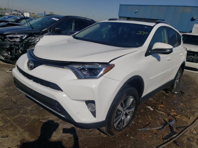 Photo 1 VIN: JTMRFREV2HD211039 - TOYOTA RAV4 XLE 