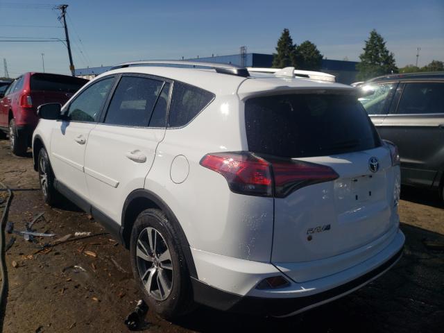 Photo 2 VIN: JTMRFREV2HD211039 - TOYOTA RAV4 XLE 