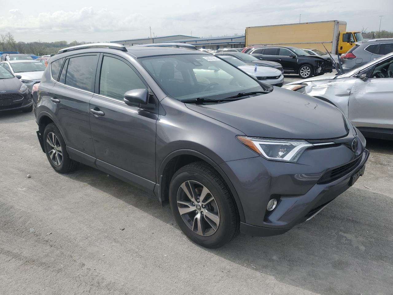 Photo 3 VIN: JTMRFREV2HJ108382 - TOYOTA RAV 4 