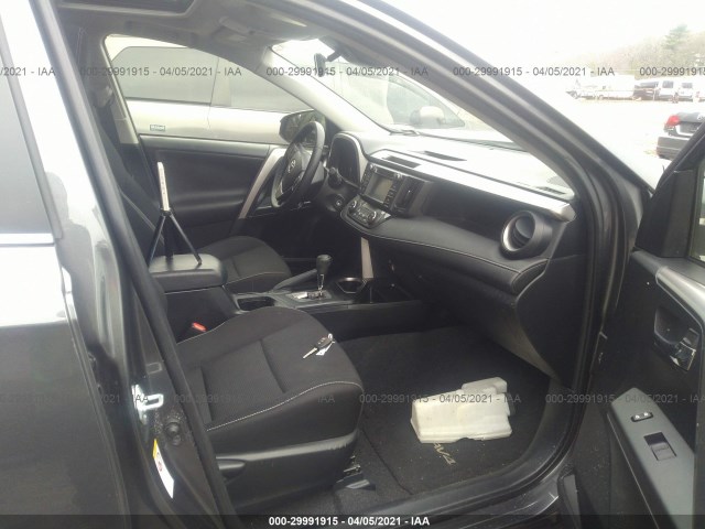 Photo 4 VIN: JTMRFREV2HJ123674 - TOYOTA RAV4 