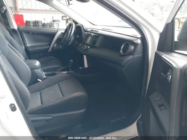 Photo 4 VIN: JTMRFREV2HJ708514 - TOYOTA RAV4 