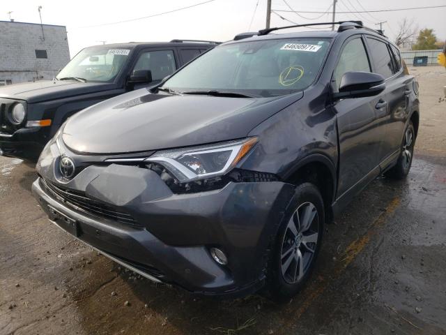 Photo 1 VIN: JTMRFREV2HJ715608 - TOYOTA RAV4 XLE 