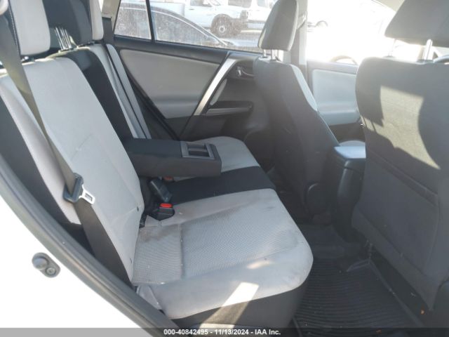 Photo 7 VIN: JTMRFREV2JJ246879 - TOYOTA RAV4 