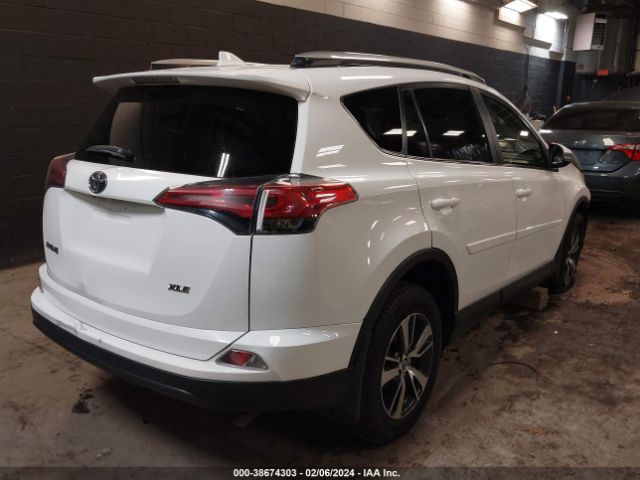 Photo 3 VIN: JTMRFREV2JJ741292 - TOYOTA RAV4 