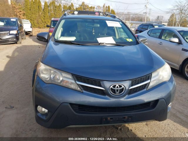 Photo 5 VIN: JTMRFREV3D5005880 - TOYOTA RAV4 