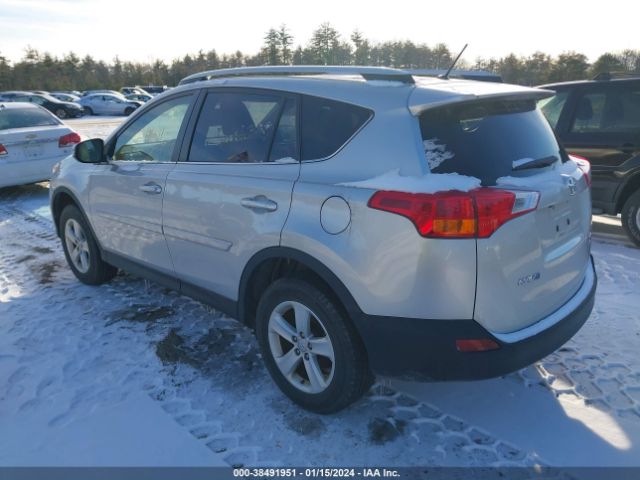 Photo 2 VIN: JTMRFREV3D5021352 - TOYOTA RAV4 