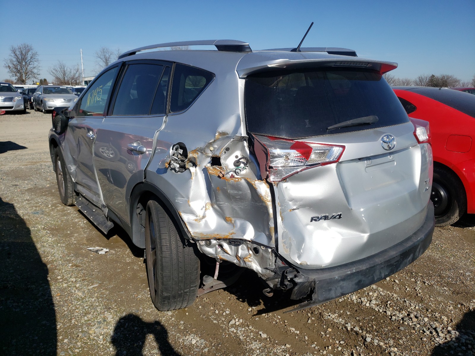 Photo 2 VIN: JTMRFREV3DD003018 - TOYOTA RAV4 XLE 