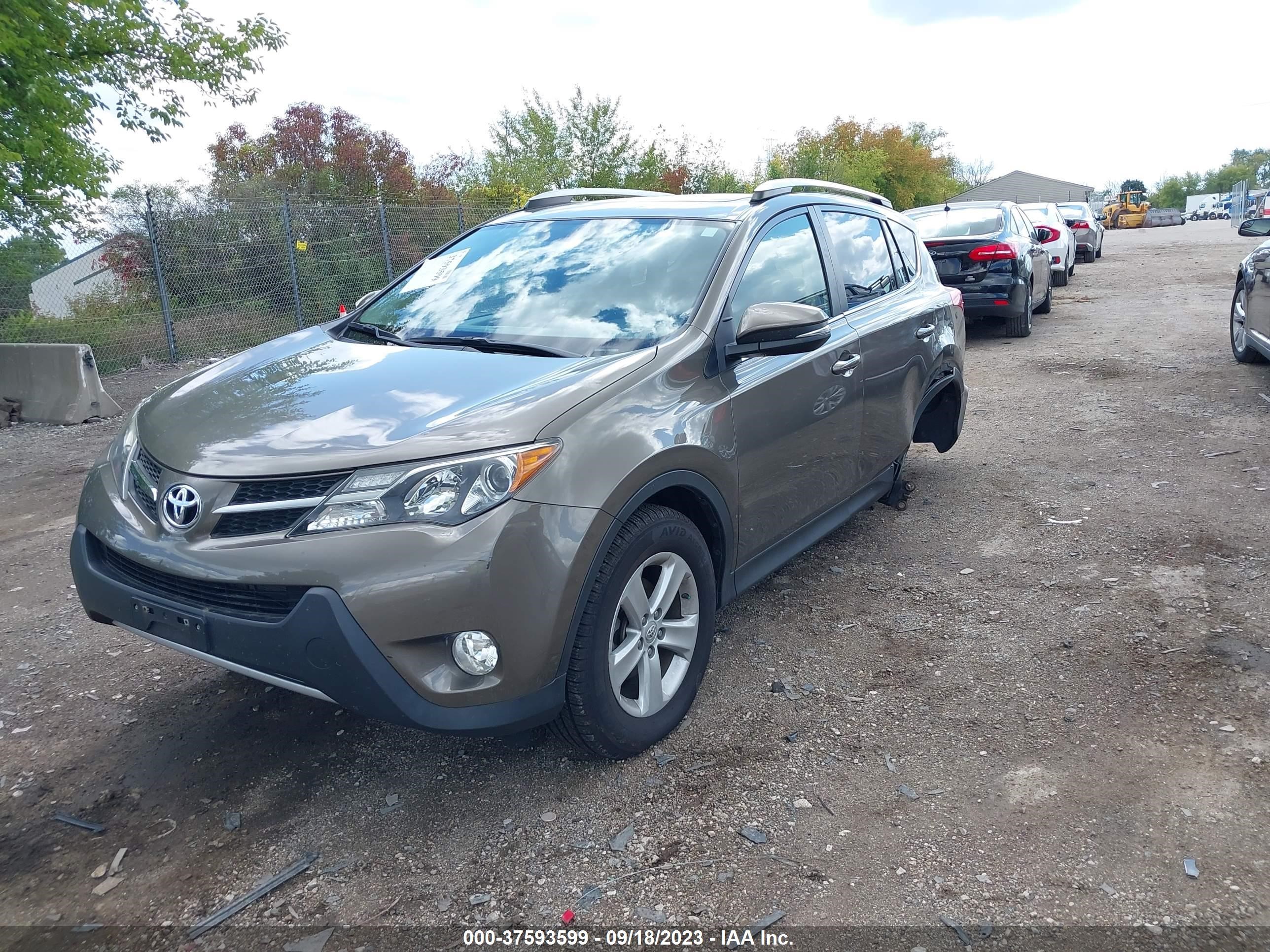 Photo 1 VIN: JTMRFREV3ED077315 - TOYOTA RAV 4 