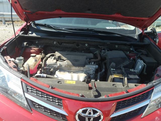 Photo 6 VIN: JTMRFREV3FD097081 - TOYOTA RAV4 XLE 