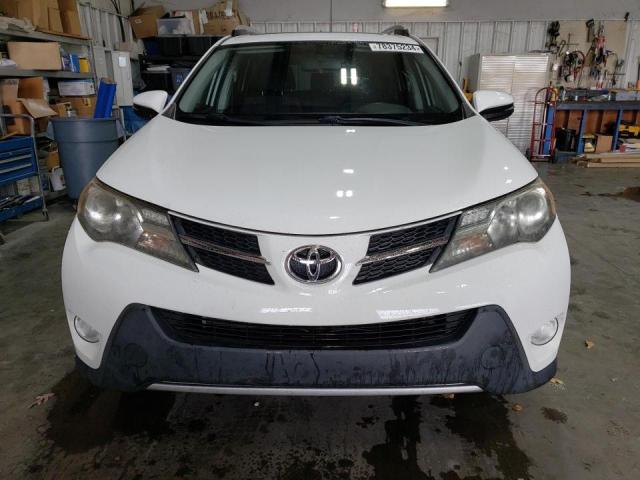 Photo 4 VIN: JTMRFREV3FD131620 - TOYOTA RAV4 XLE 