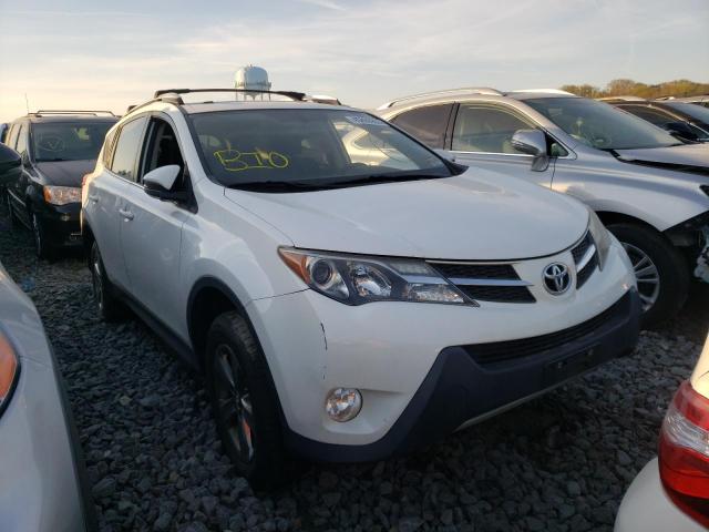 Photo 3 VIN: JTMRFREV3FJ013925 - TOYOTA RAV4 XLE 