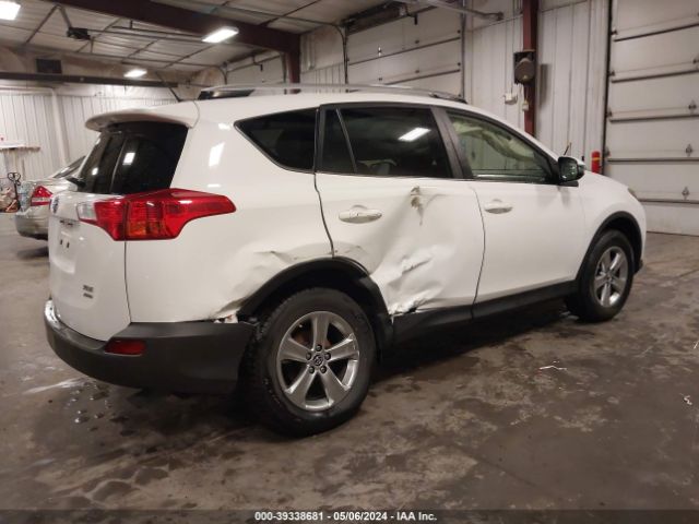 Photo 3 VIN: JTMRFREV3FJ019031 - TOYOTA RAV4 